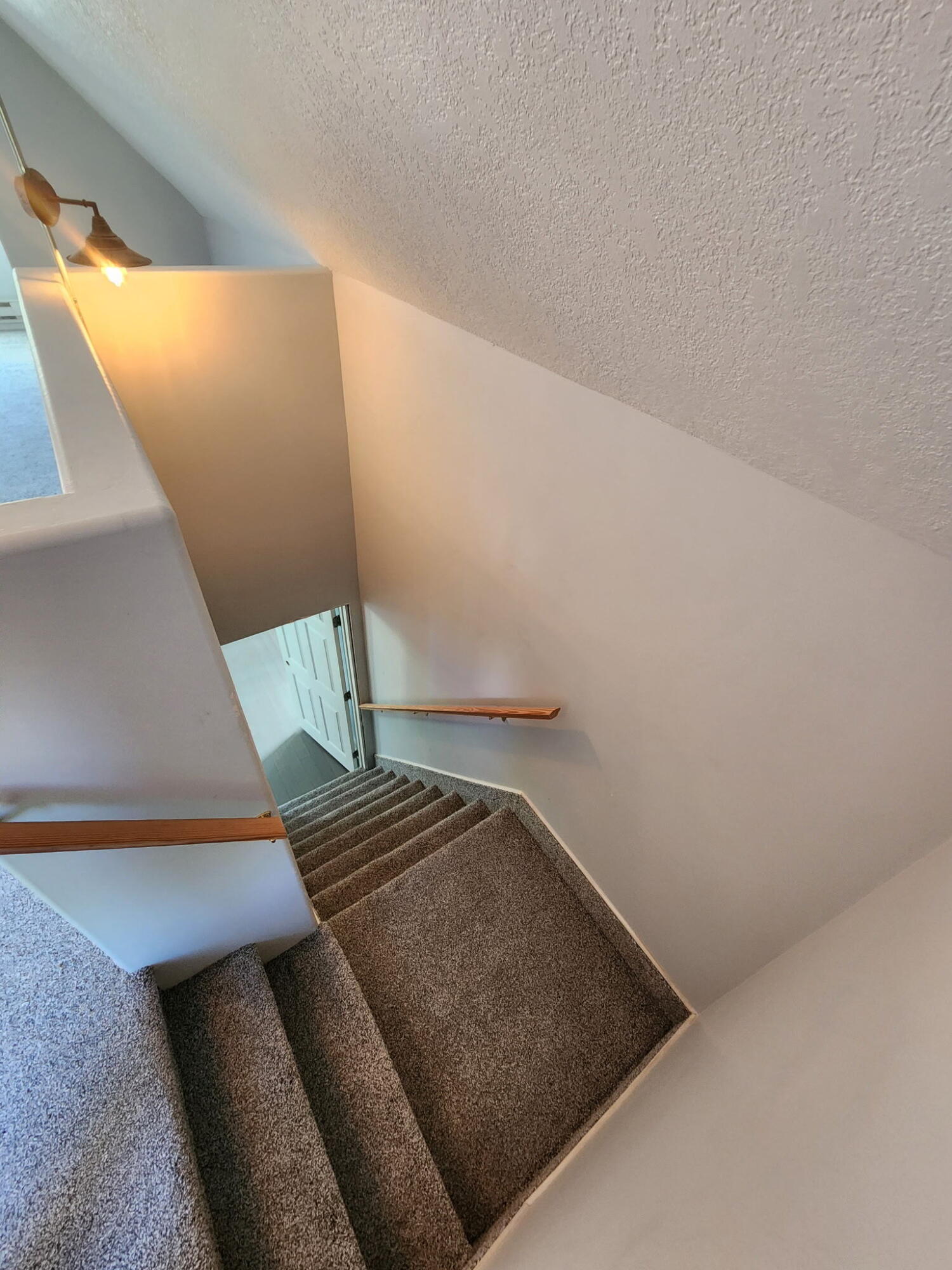 802 Parker Street Crystal, MI 48818 - Photo 17 of 30 7185475847414504238