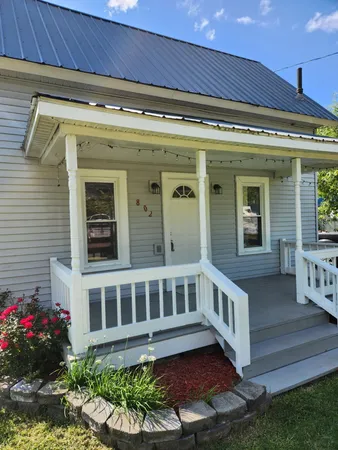 $159,500 | 802 Parker Street, Crystal, MI 48818