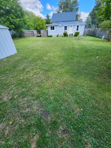 $159,900 | 802 Parker Street, Crystal, MI 48818