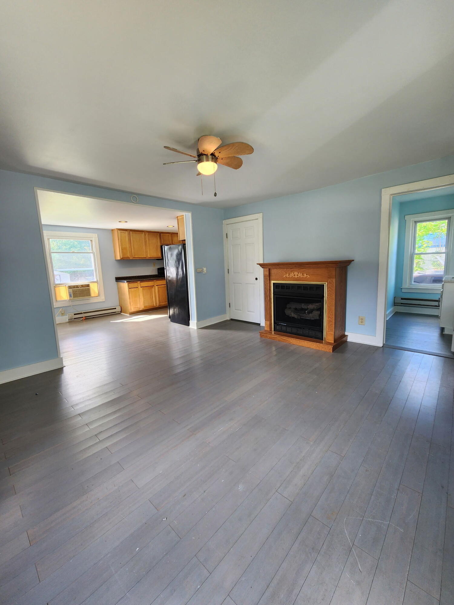 802 Parker Street Crystal, MI 48818 - Photo 7 of 30 2439111214972356383