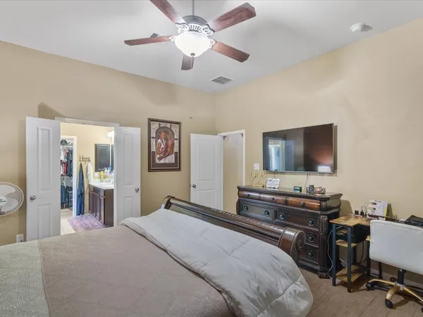 $325,000 | 427 Heatherton Hill Drive, Rosenberg, TX 77469