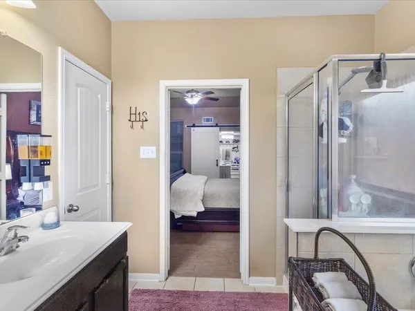 $325,000 | 427 Heatherton Hill Drive, Rosenberg, TX 77469