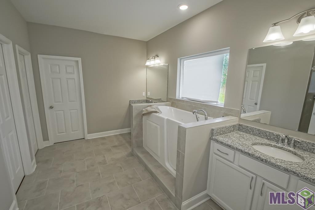 15030 Eugene Street Prairieville, LA 70769 - Photo 17 of 29