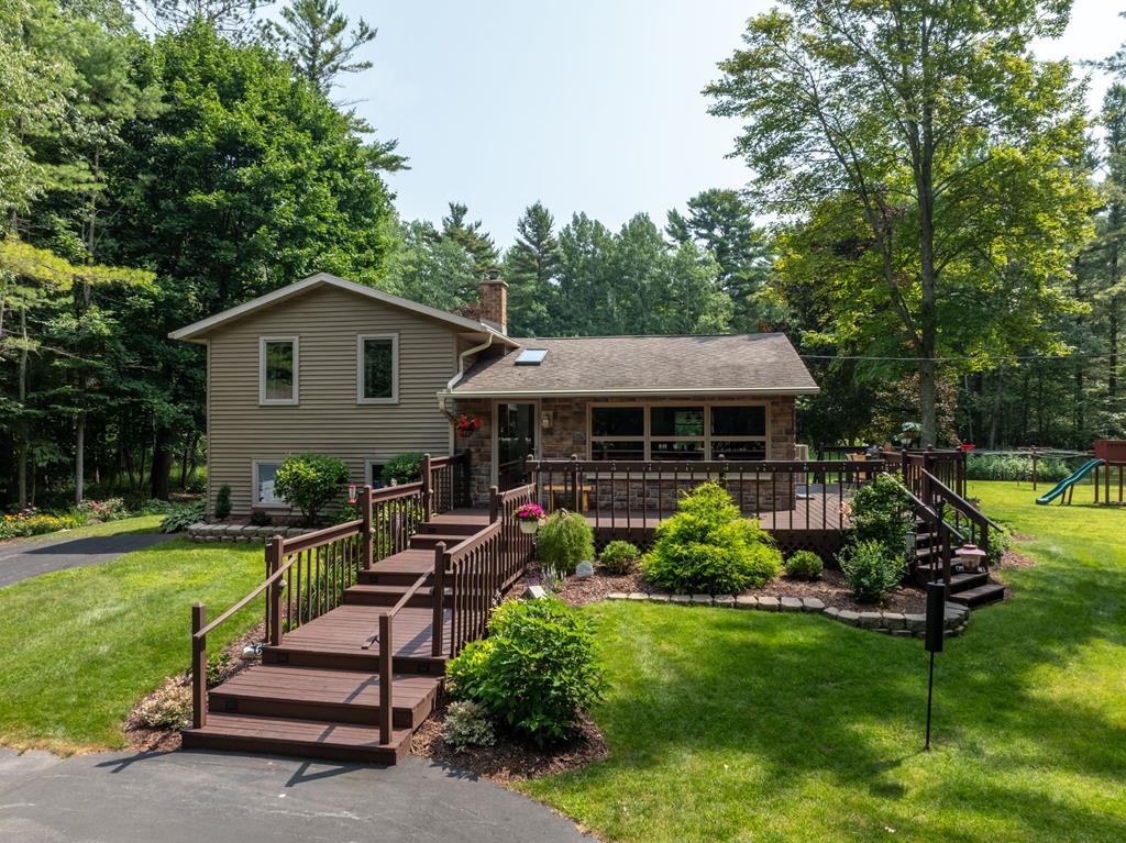 5306 Reynolds Road Sturgeon Bay, WI 54235 - Photo 1 of 63 Main View