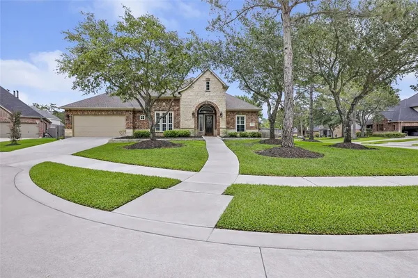 $589,000 | 17302 Pipestone Point Court, Humble, TX 77346