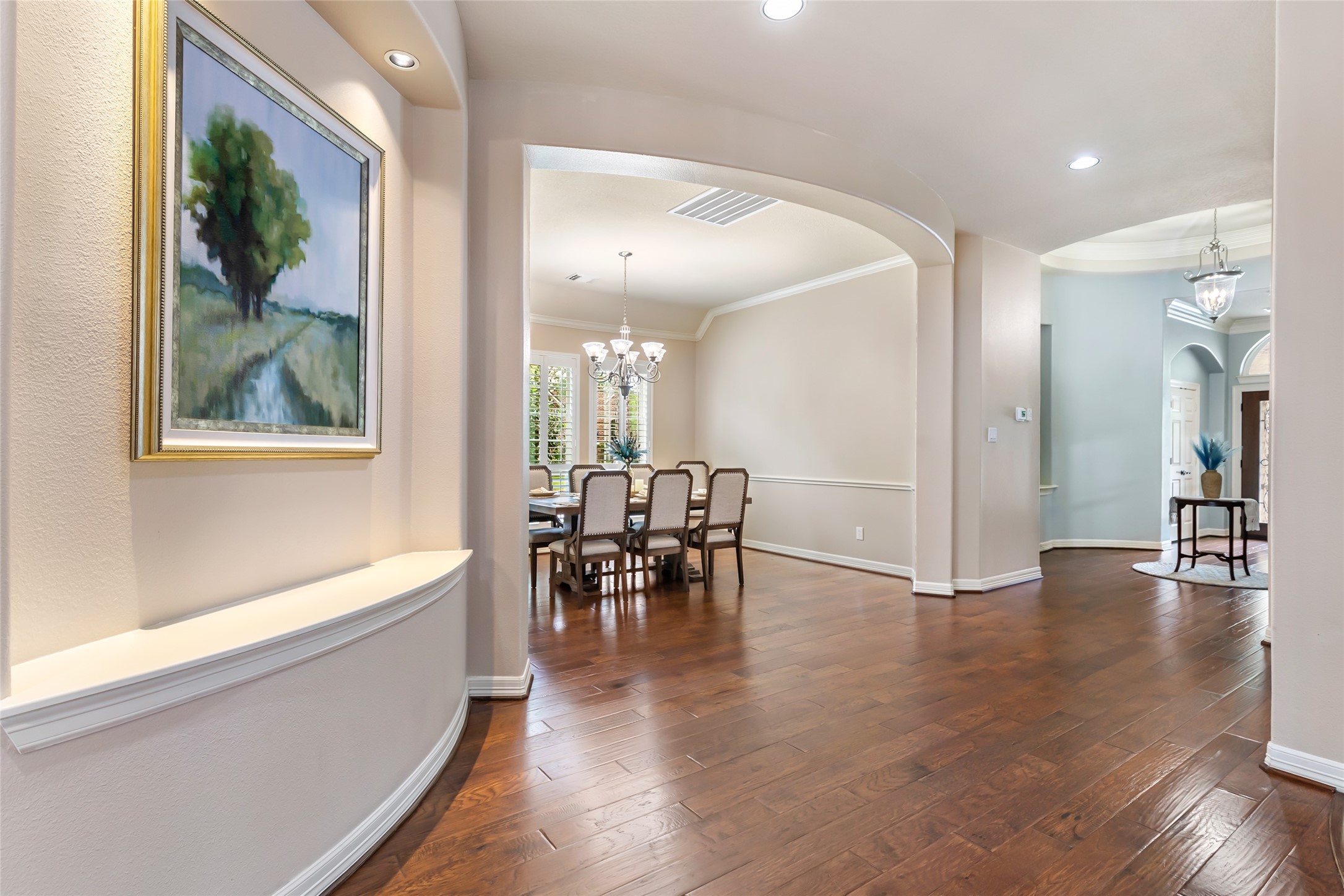 17302 Pipestone Point Court Humble, TX 77346 - Photo 13 of 50 Archways and recessed walls throughout main living areas