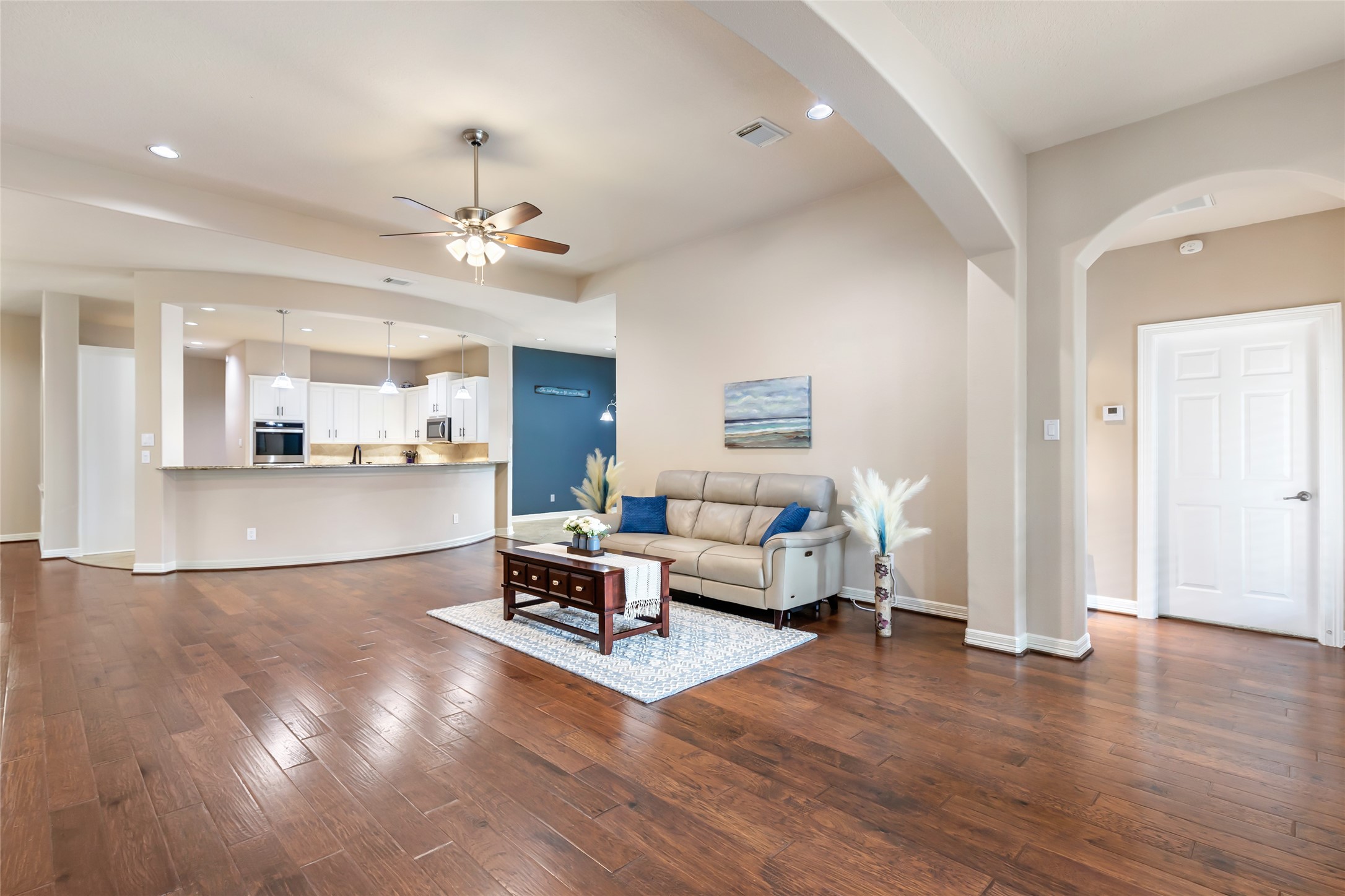 17302 Pipestone Point Court Humble, TX 77346 - Photo 23 of 50 Layout of living area lends itself to a functional and welcome atmosphere