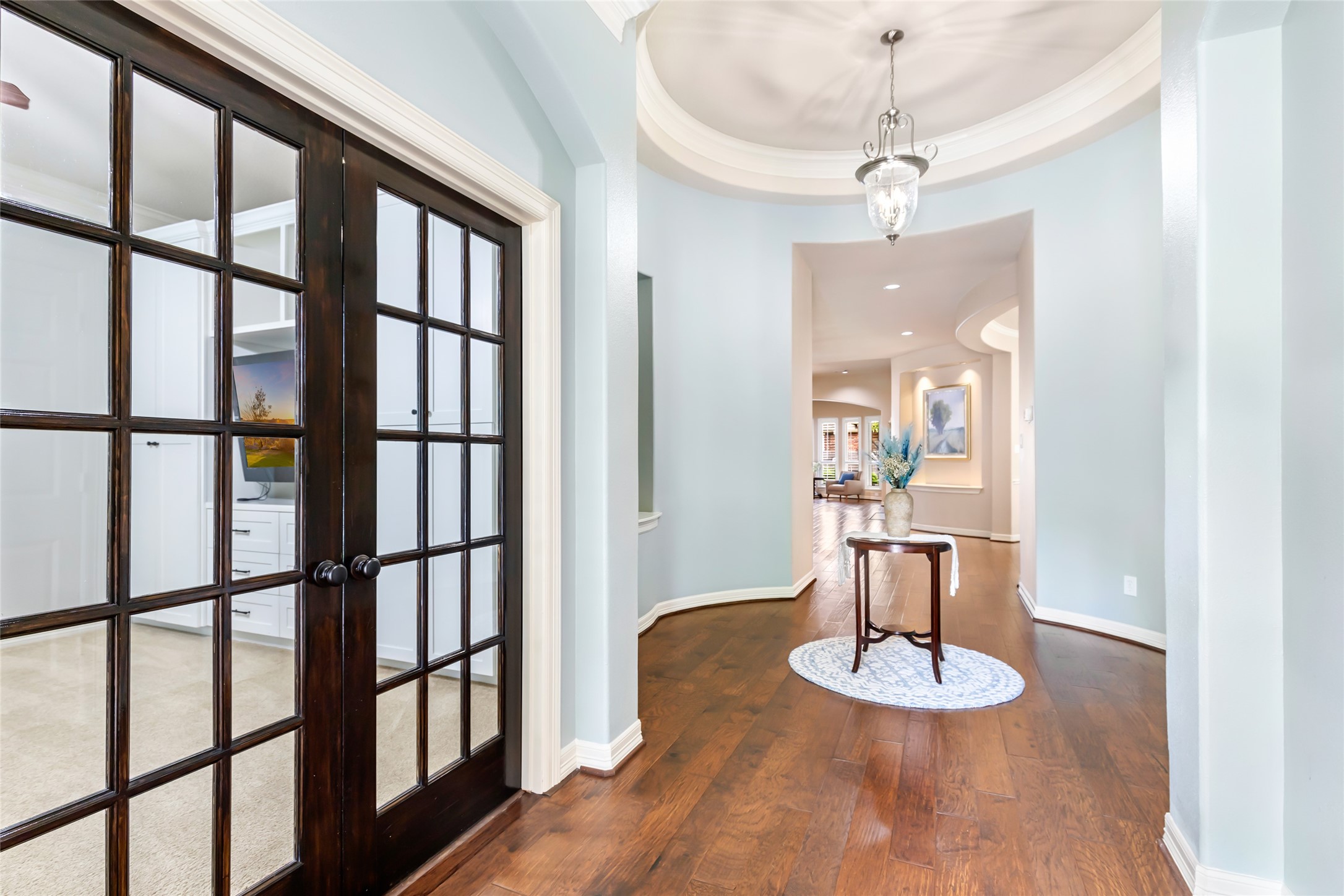 17302 Pipestone Point Court Humble, TX 77346 - Photo 7 of 50 Another view of exquisite rotunda entry with flex room to the left