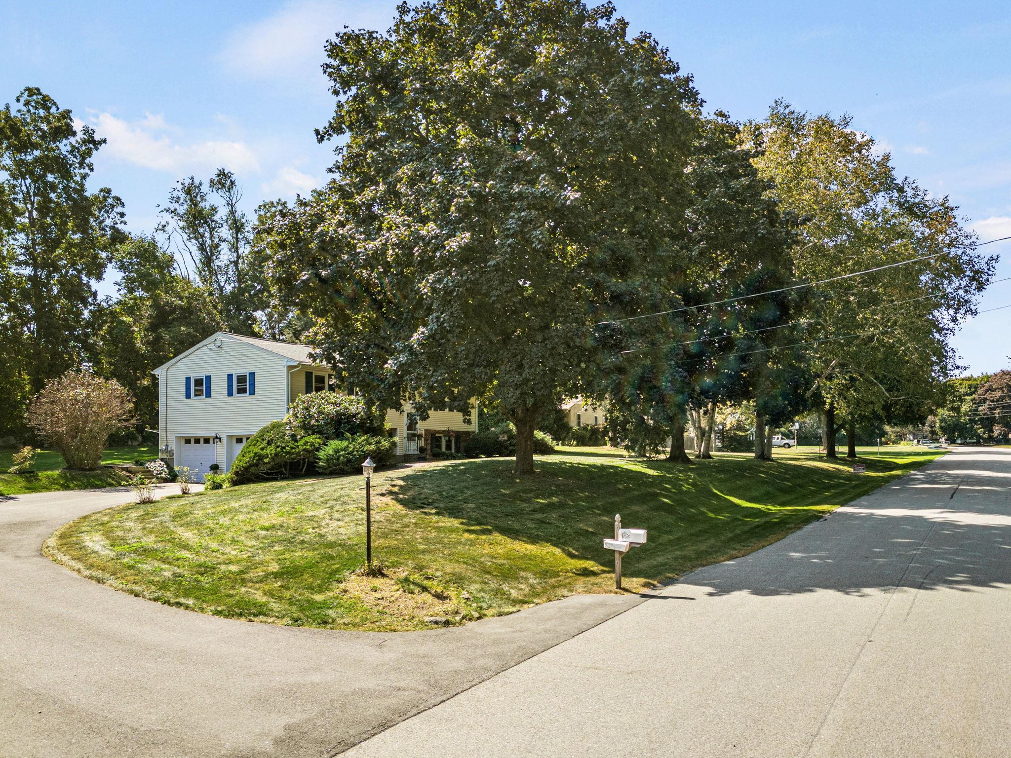 7 Taylor River Road Hampton Falls, NH 03844 - Photo 13 of 46