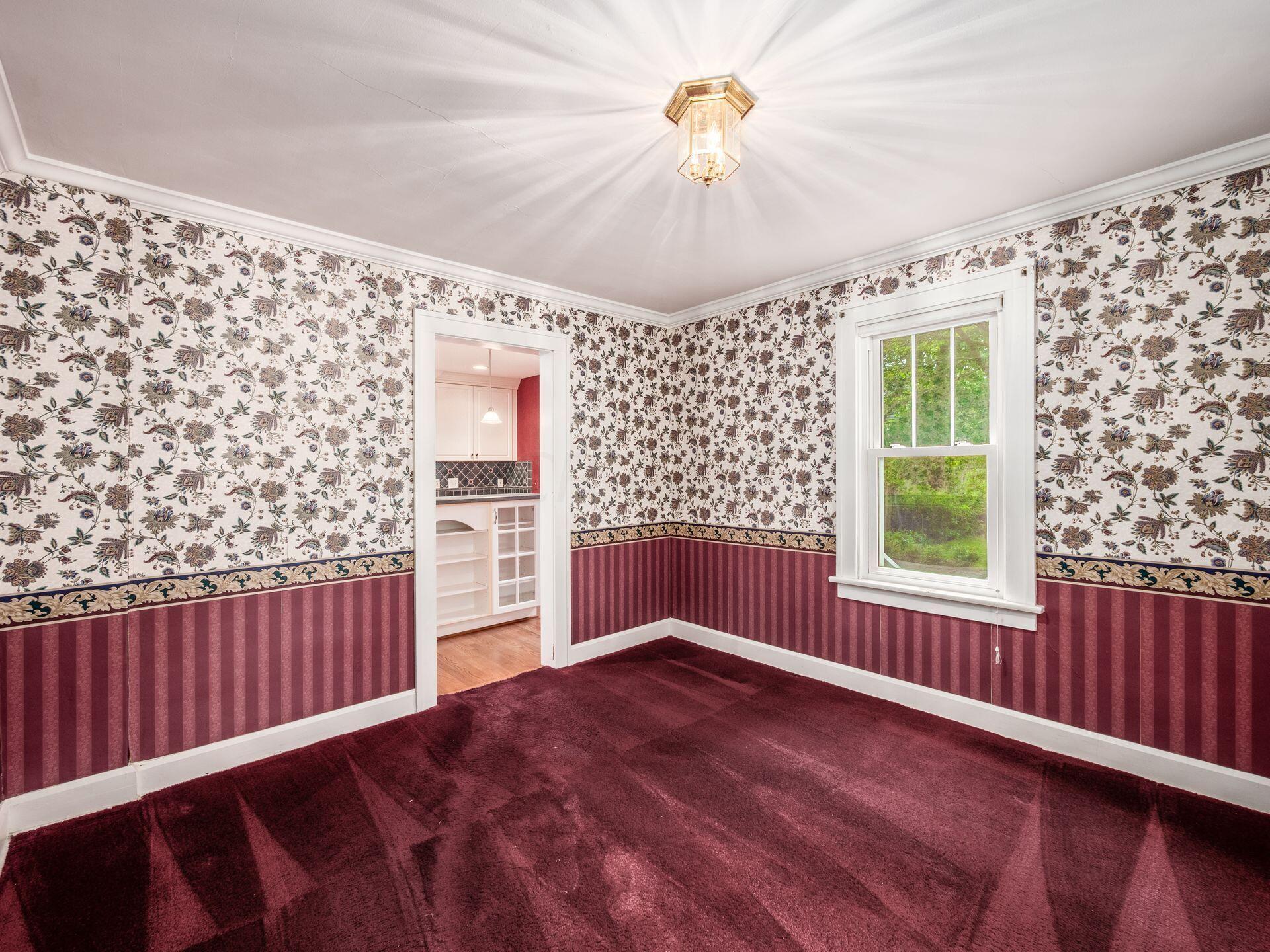 201 Piedmont Road Columbus, OH 43214 - Photo 9 of 28 Dining Room