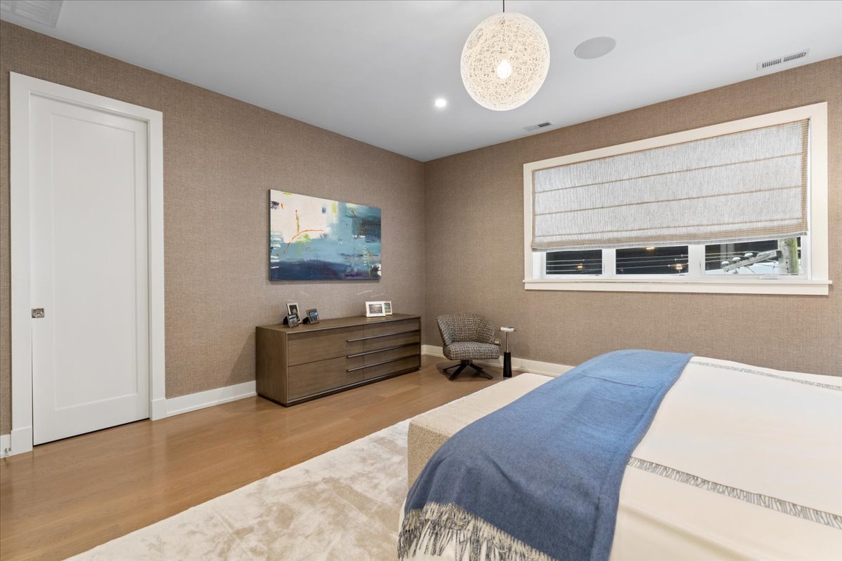 216 South Green Street, Unit 3N Chicago, IL 60607 - Photo 22 of 32