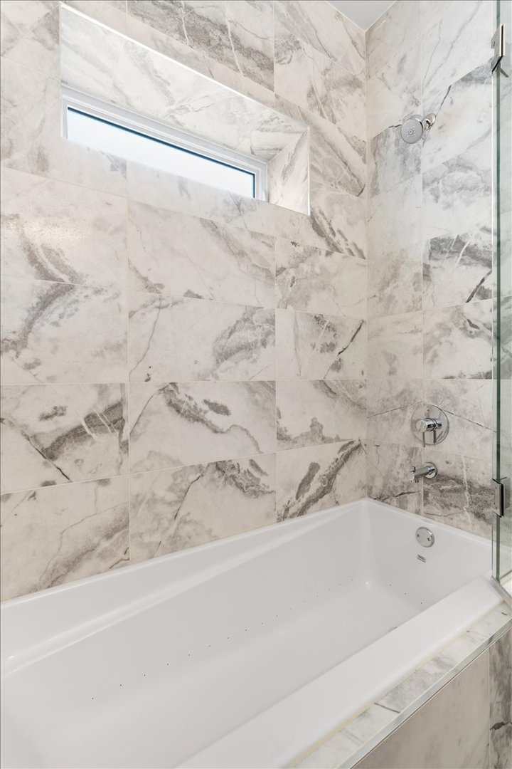 216 South Green Street, Unit 3N Chicago, IL 60607 - Photo 30 of 32