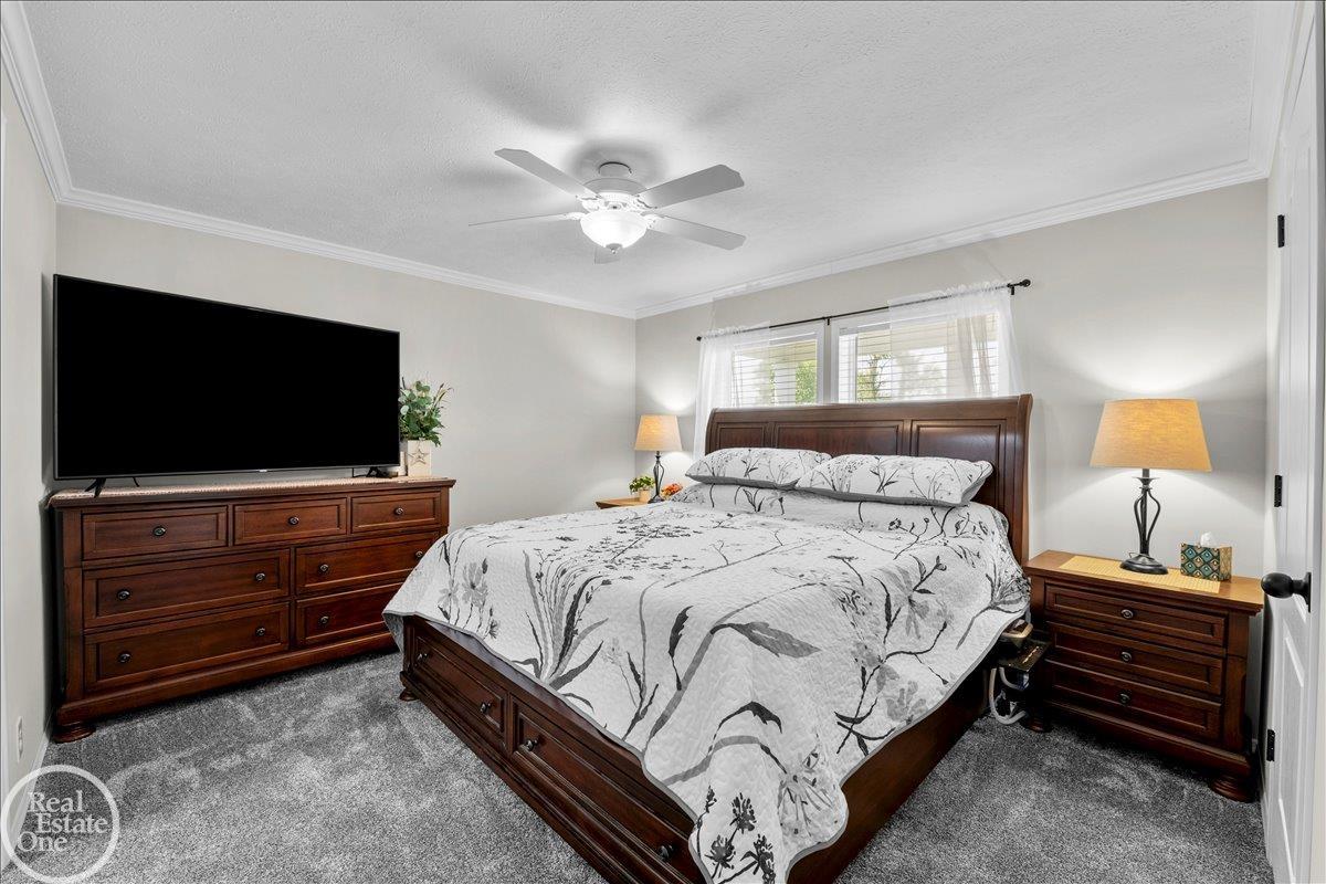 184 Riviera Drive Lapeer, MI 48446 - Photo 19 of 35 50214279-a54e59be-8f53-4bb9-9827-eca13cee59d2.JPG