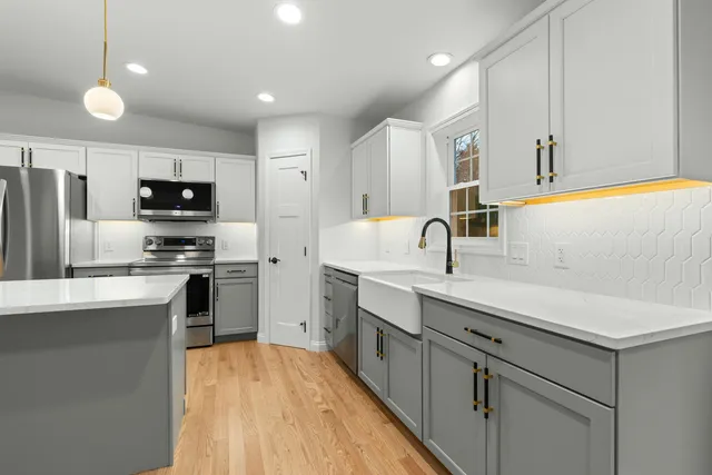 $650,000 | 21 Johnny Lane, Berwick, ME 03901