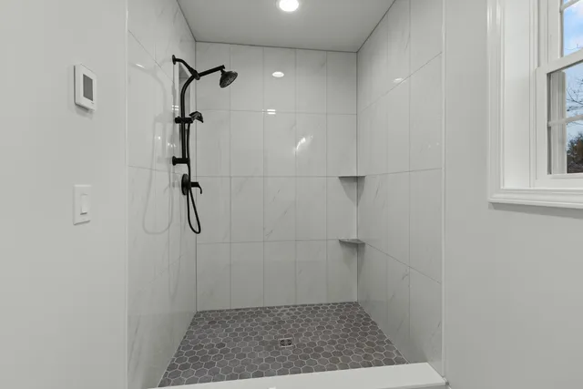 $650,000 | 21 Johnny Lane, Berwick, ME 03901