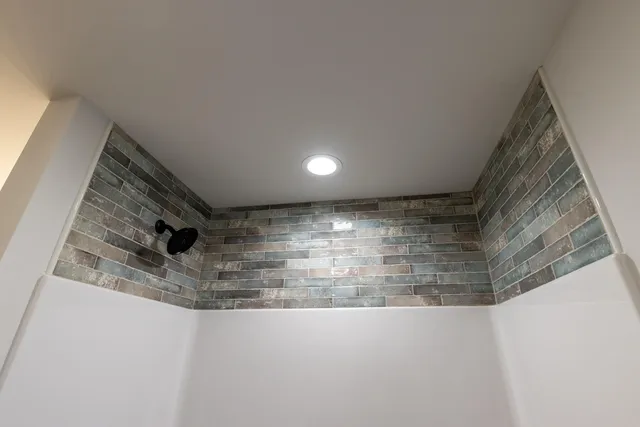 $650,000 | 21 Johnny Lane, Berwick, ME 03901