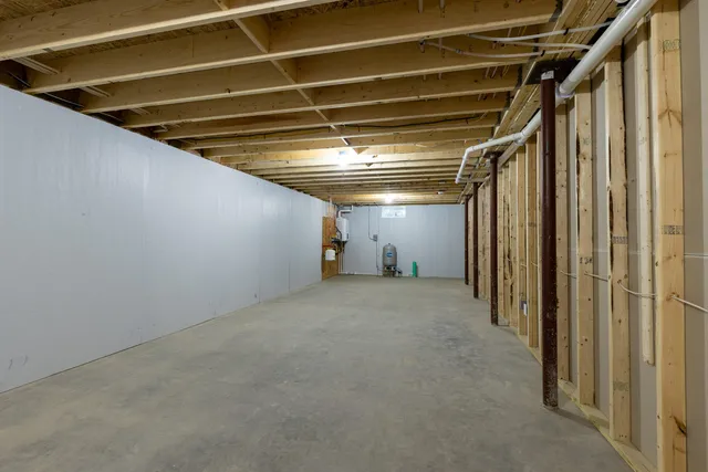 $650,000 | 21 Johnny Lane, Berwick, ME 03901