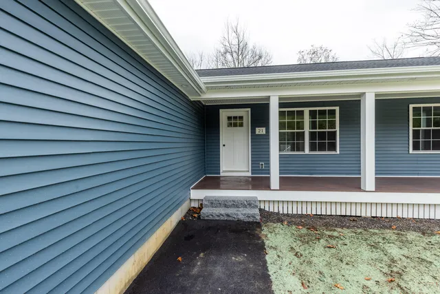 $650,000 | 21 Johnny Lane, Berwick, ME 03901