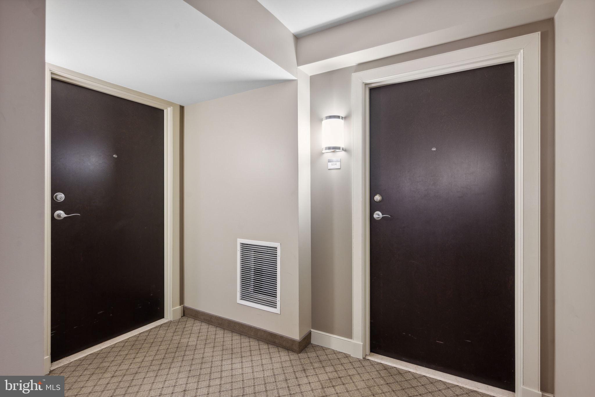 851 North Glebe Road, Unit 604 Arlington, VA 22203 - Photo 4 of 58