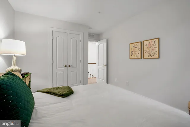 $589,900 | 4025 Rolling Meadow Court, York, PA 17408