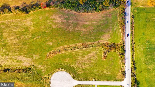 $589,900 | 4025 Rolling Meadow Court, York, PA 17408