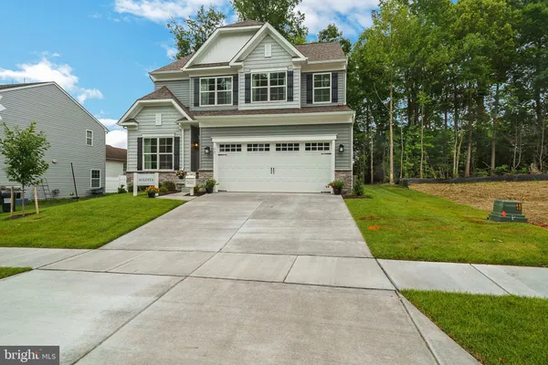 $589,900 | 4025 Rolling Meadow Court, York, PA 17408