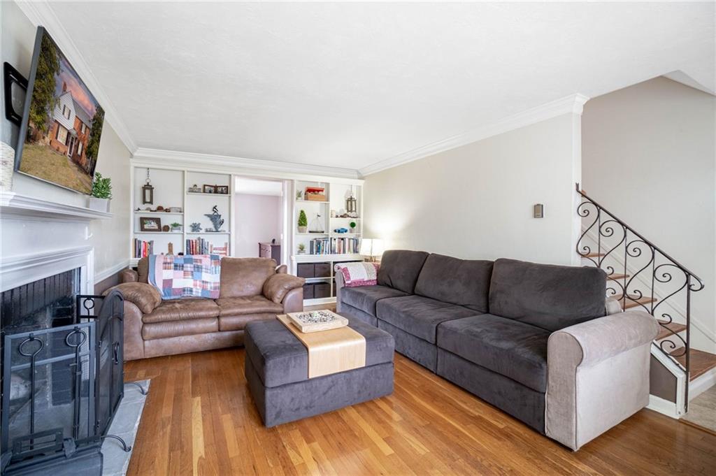 4317 Hamilton Road Pittsburgh, PA 15234 - Photo 3 of 22 Gallery Image 3