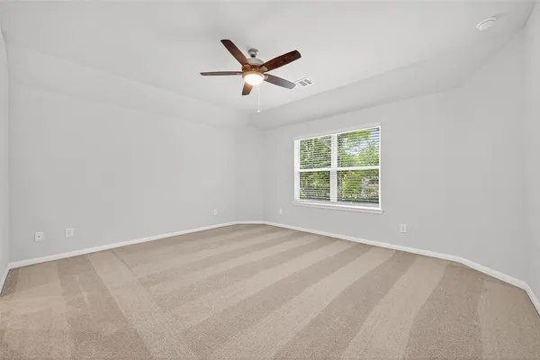 $2,000 | 13224 Musky Drive, Conroe, TX 77384