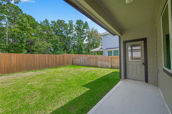 $2,000 | 13224 Musky Drive, Conroe, TX 77384