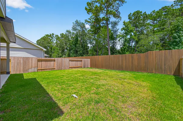 $2,000 | 13224 Musky Drive, Conroe, TX 77384