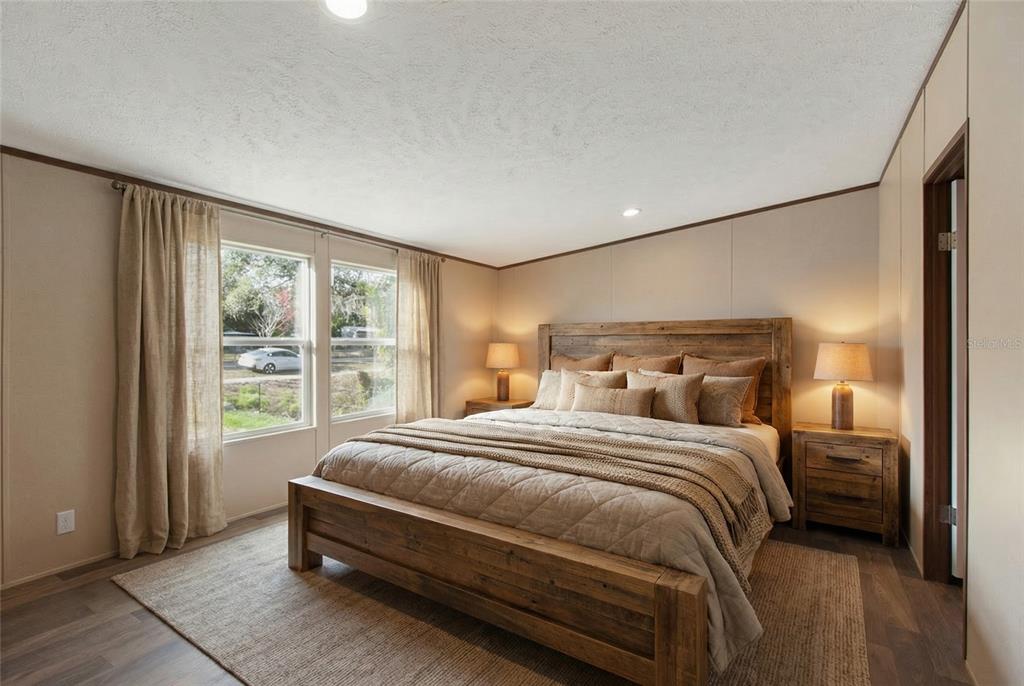 12396 Hicks Road Hudson, FL 34669 - Photo 5 of 38 Gallery Image 5