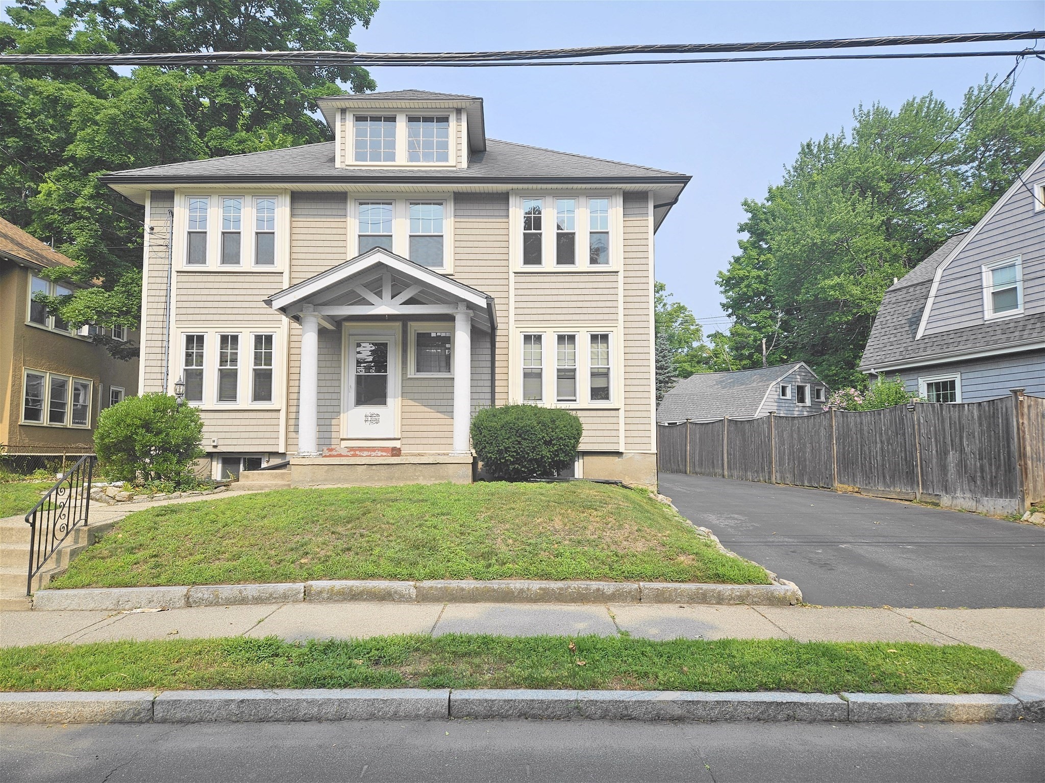 19 Rowe Street, Unit 2 Newton, MA 02466 - Photo 1 of 22 Gallery Image 1