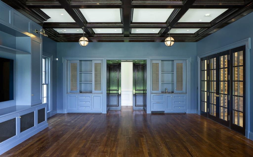 4606 Park Lane Dallas, TX 75220 - Photo 18 of 40 a view of gallery with wooden floor