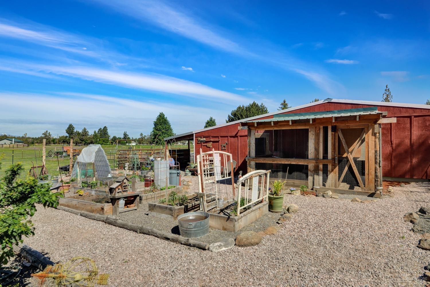 65885 Twin Bridges Road Bend, OR 97703 - Photo 8 of 25 Additional Photo