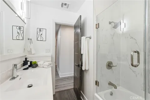 $949,999 | 17126 San Fernando Mission Boulevard, Granada Hills, CA 91344