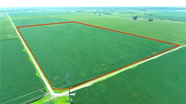 $955,500 | 1 Amber Drive, Craig, MO 64437