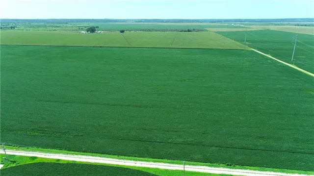 $955,500 | 1 Amber Drive, Craig, MO 64437