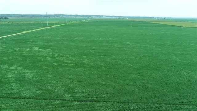 $955,500 | 1 Amber Drive, Craig, MO 64437