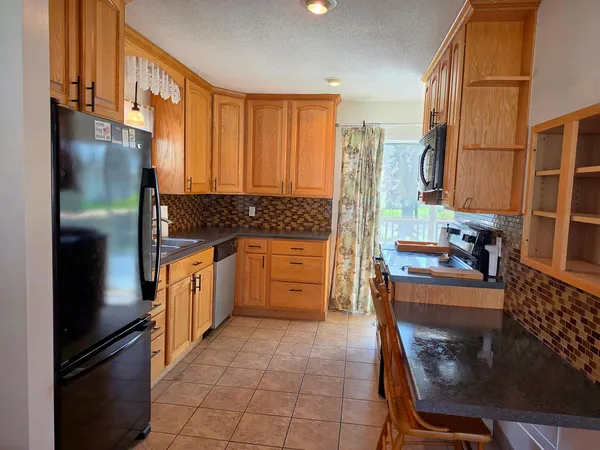$145,000 | 710 6th Street Southwest, Wells, MN 56097