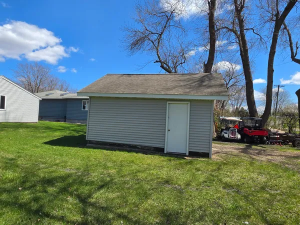 $145,000 | 710 6th Street Southwest, Wells, MN 56097