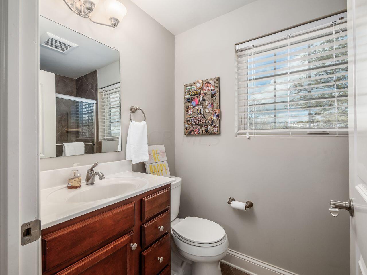 2079 Guilford Road Columbus, OH 43221 - Photo 48 of 81 Bath 3
