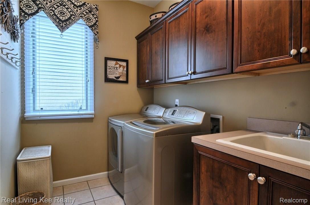 1335 Ross Lane Rochester, MI 48306 - Photo 22 of 41 21.jpg
