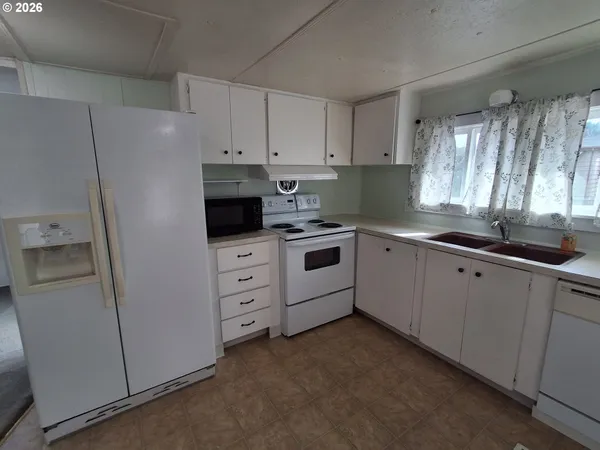 $68,000 | 15758 Southeast Highway 224, Unit 45, Damascus, OR 97089