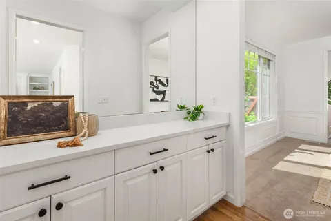 $2,100,000 | 13711 Northeast 135th Place, Kirkland, WA 98034