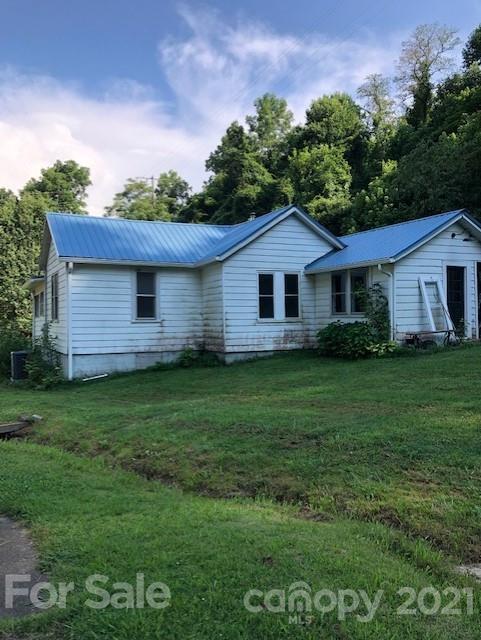 173 P P Davis Road Marshall, NC 28753 - Photo 2 of 42 Gallery Image 2