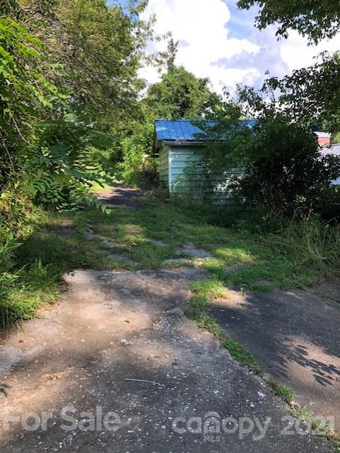 173 P P Davis Road Marshall, NC 28753 - Photo 11 of 42 Gallery Image 11