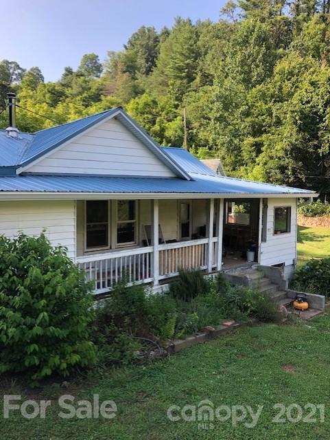 173 P P Davis Road Marshall, NC 28753 - Photo 3 of 42 Gallery Image 3