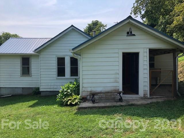 173 P P Davis Road Marshall, NC 28753 - Photo 33 of 42 Gallery Image 33