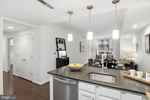 $479,000 | 355 I Street Southwest, Unit 310S, Washington, DC 20024