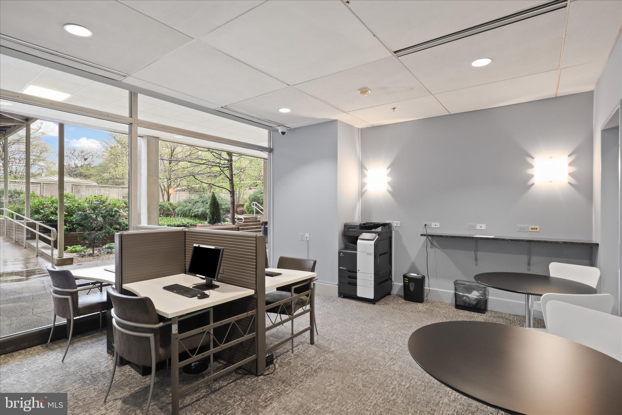 355 I Street Southwest, Unit 310S Washington, DC 20024 - Photo 26 of 42 Wark stations